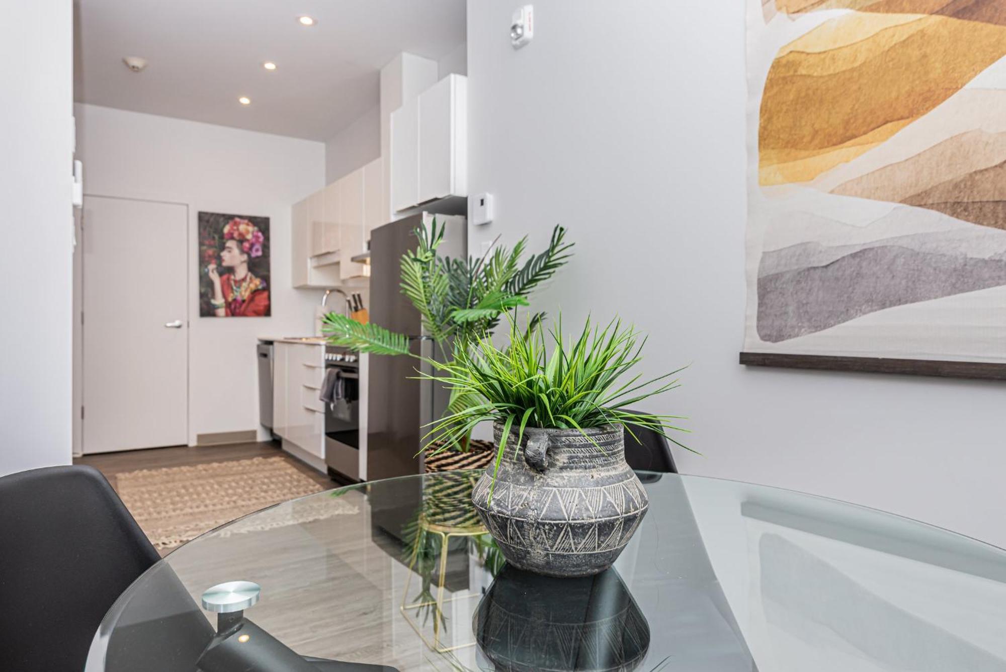 Wonderful New Studio Close To Mount Royal By Den Stays Montreal Pokój zdjęcie